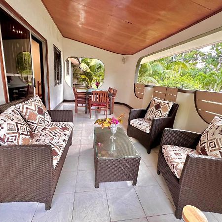 88 Days Self Catering Holidays & Accomodation Baie Lazare  외부 사진