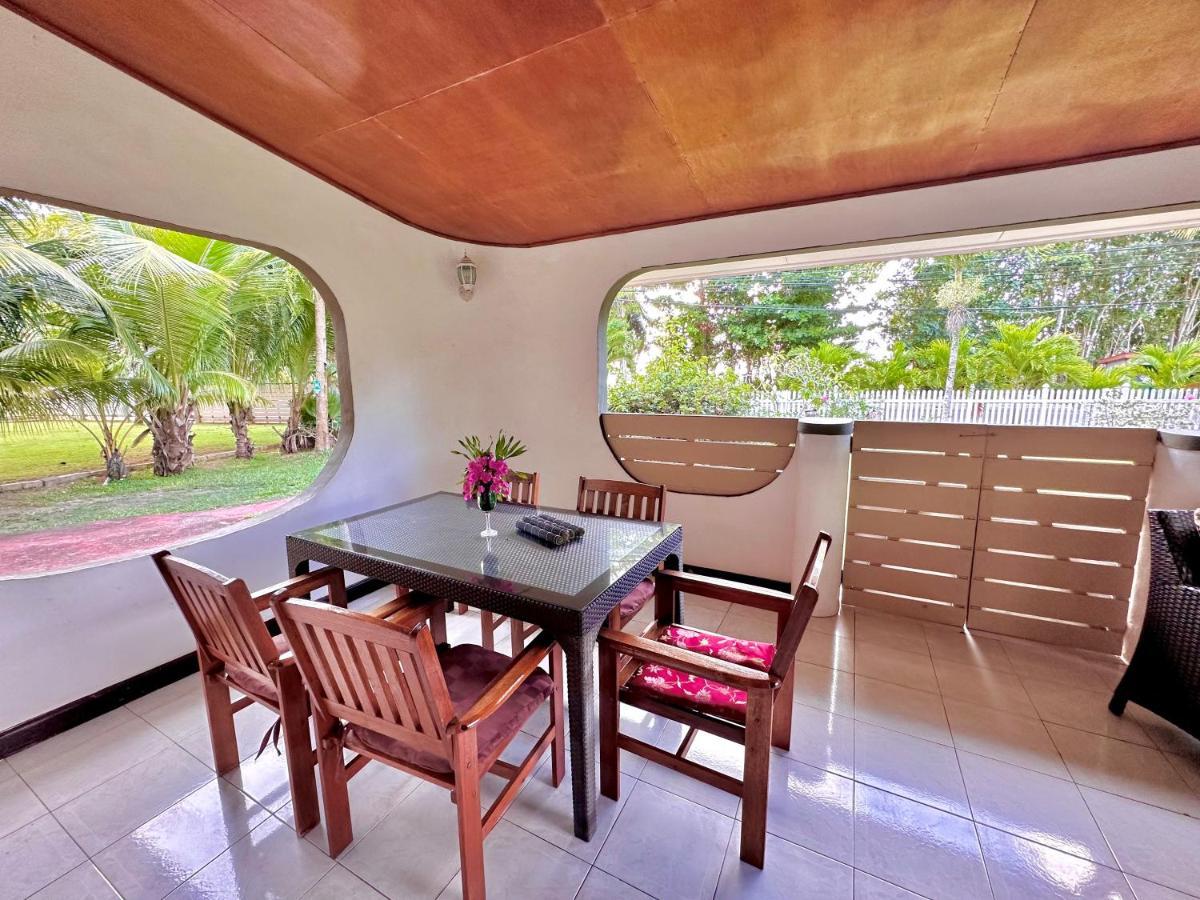 88 Days Self Catering Holidays & Accomodation Baie Lazare  외부 사진