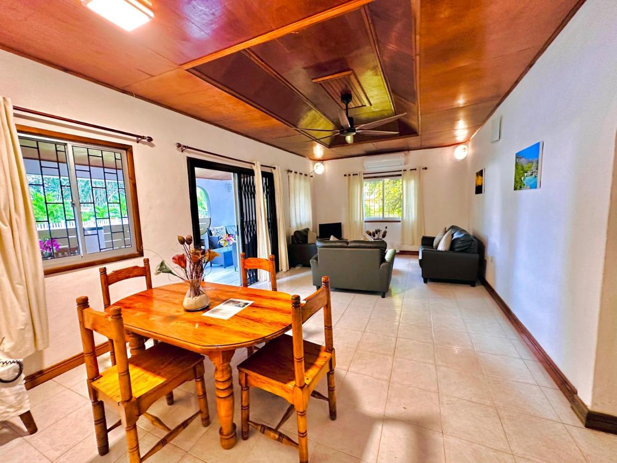 88 Days Self Catering Holidays & Accomodation Baie Lazare  외부 사진